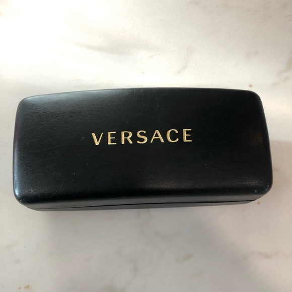 Women’s Versace sunglasses - Picture 9 of 9